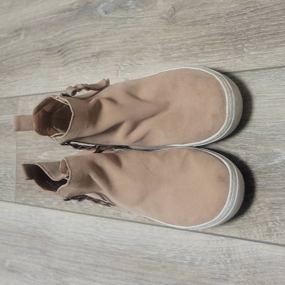 Dolce Vita Blush Suede Xenon Sneakers Size 7 1/2 - Picture 5 of 8